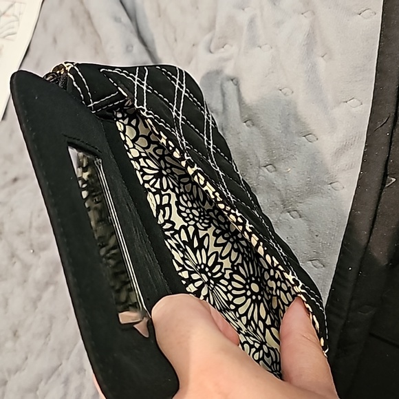 Vera Bradley clutch and Keychain wallet set - Picture 2 of 6